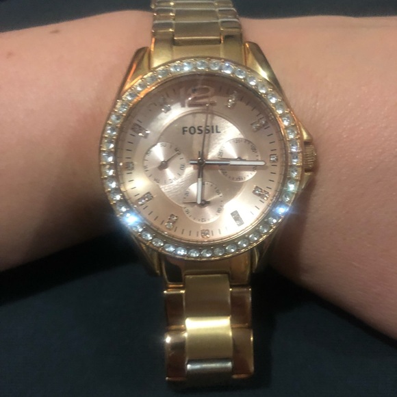 Rose Gold Fossil Watch main image 4